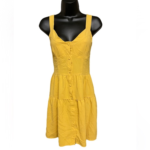 Missguided Dresses & Skirts - Missguided yellow dress